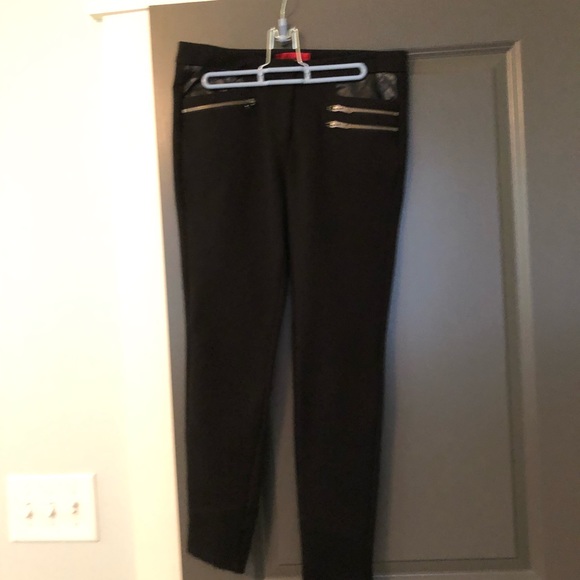 Red Saks Fifth Avenue black moto pants size 4 - Picture 2 of 5